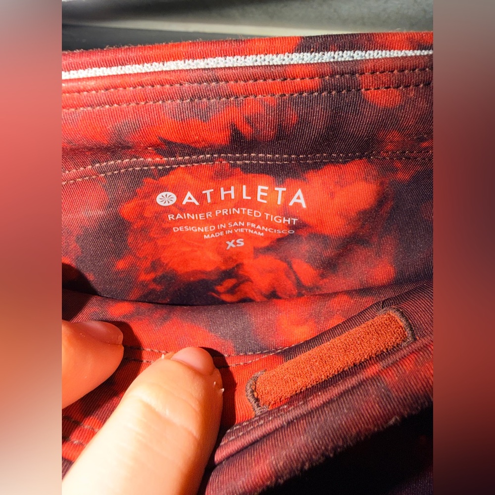 Athleta printed Rainer leggings - Picture 7 of 7